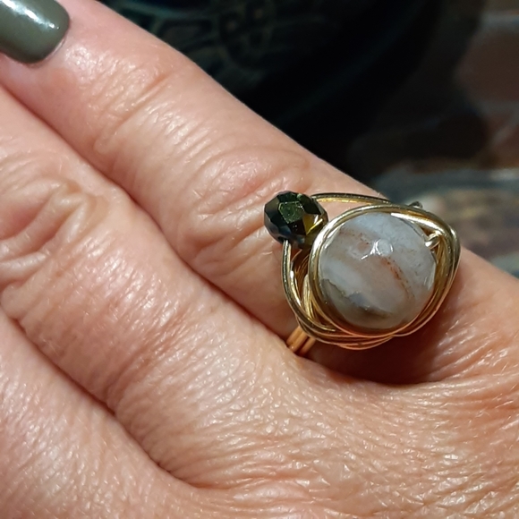 Boho Gold Wirewrapped Agate Ring - Picture 7 of 8